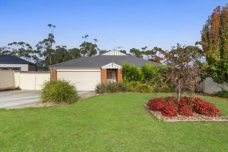 17 Robinia Court, Kilmore VIC 3764