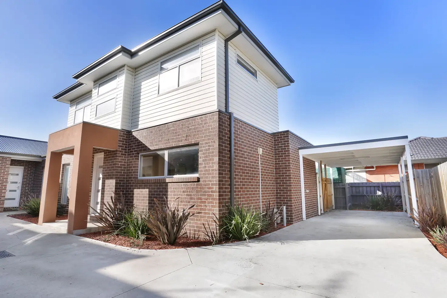 Main view of Homely townhouse listing, 2/64 Station  Avenue, St Albans VIC 3021