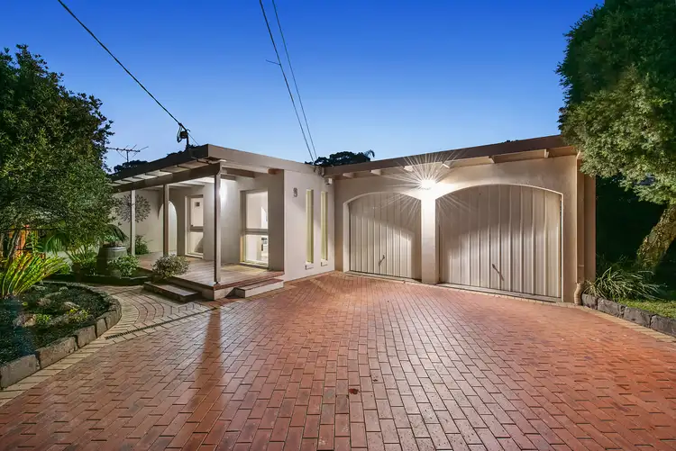 9 Ealing Court, Glen Waverley VIC 3150