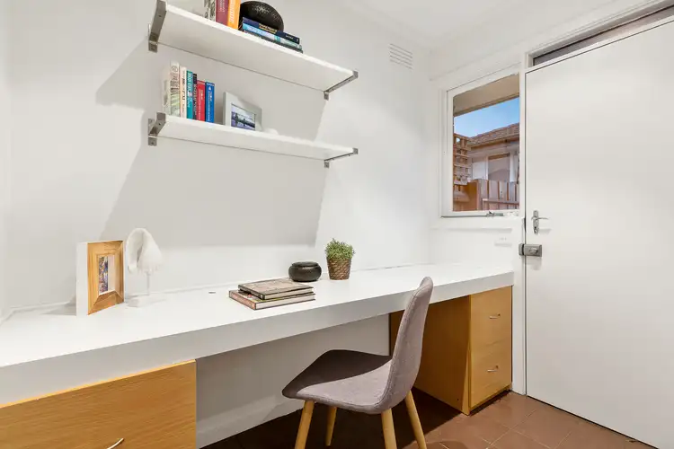 Fifth view of Homely apartment listing, 3/13 Iris Road, Glen Iris VIC 3146