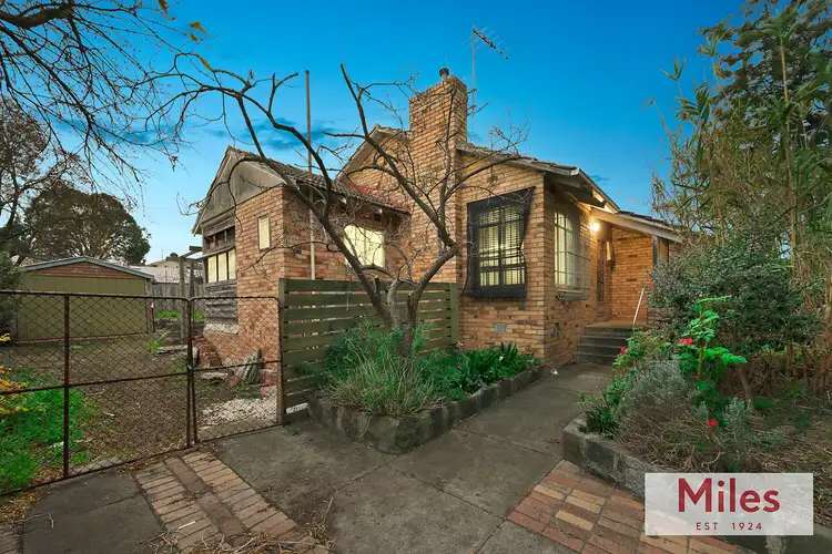 6 Dennis Street, Heidelberg Heights VIC 3081