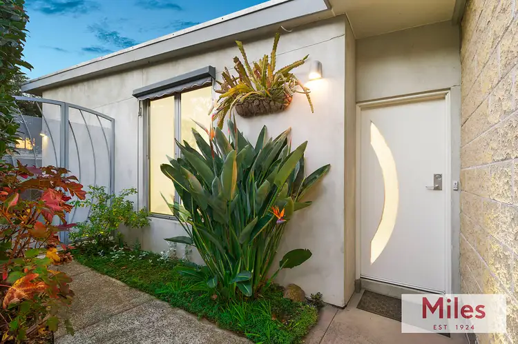 9 Abercorn Avenue, Ivanhoe VIC 3079