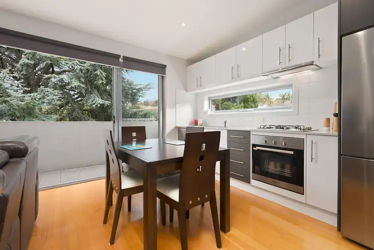 Third view of Homely townhouse listing, 116 Grandview Grove, Rosanna VIC 3084