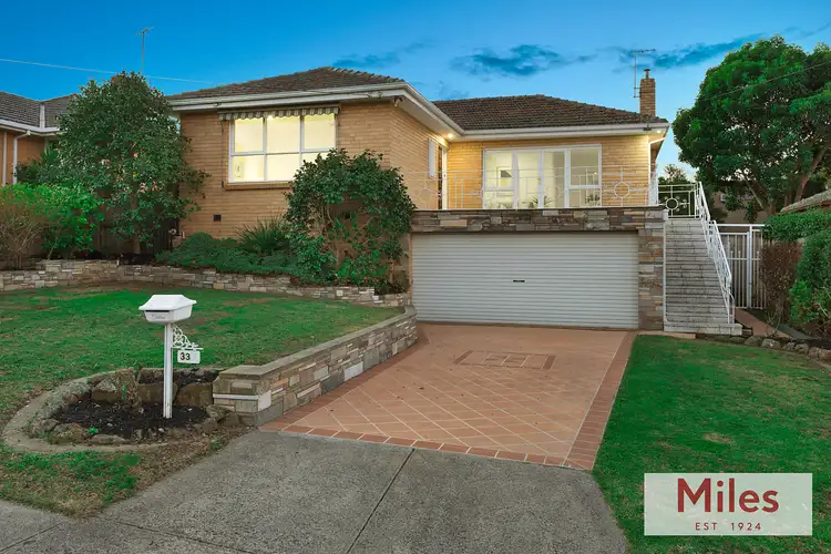 33 Rhonda Street, Rosanna VIC 3084