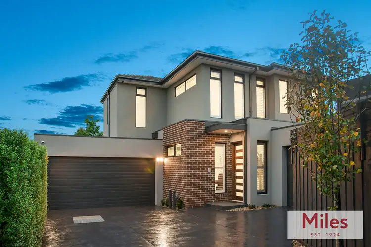 2/8 Mary Avenue, Heidelberg Heights VIC 3081