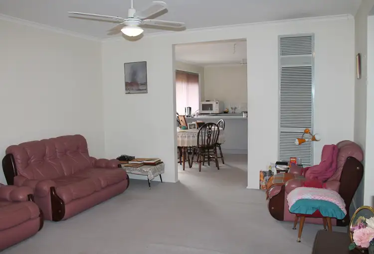 Fourth view of Homely unit listing, 1/4 Shara Court, Narre Warren VIC 3805