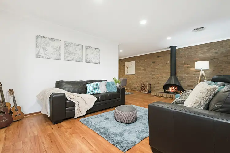 Second view of Homely house listing, 1 Meskill Crescent, Viewbank VIC 3084