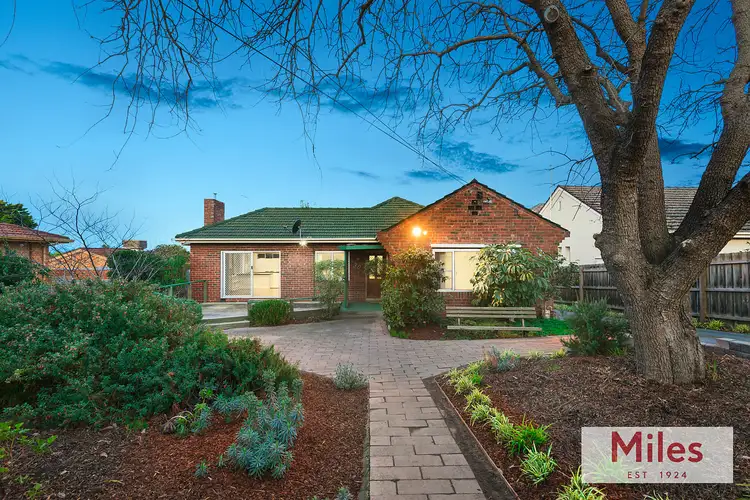 1/30 Mountain View Parade, Rosanna VIC 3084