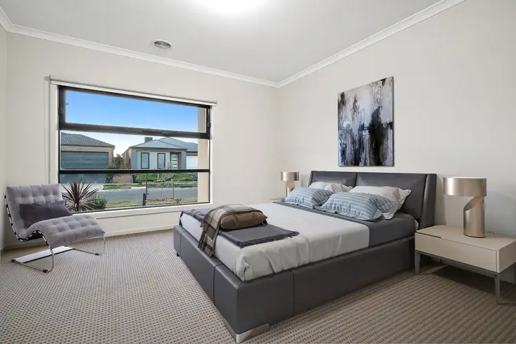 Fifth view of Homely house listing, 8 Licodia Parade, Mernda VIC 3754