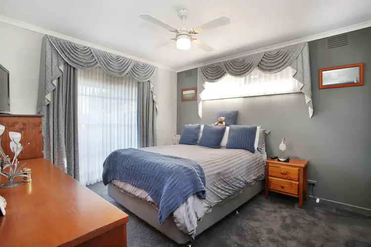 Fifth view of Homely house listing, 2 William  Avenue, Hallam VIC 3803