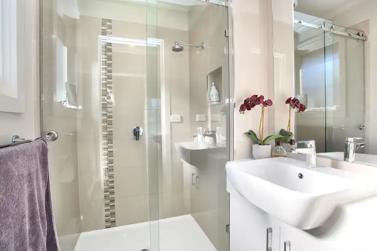 Sixth view of Homely house listing, 2 William  Avenue, Hallam VIC 3803