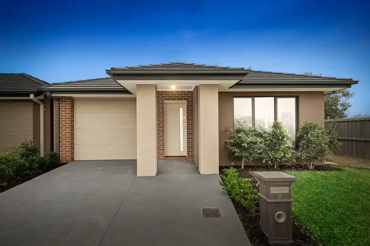 2 Bateleur Crescent, Doreen VIC 3754