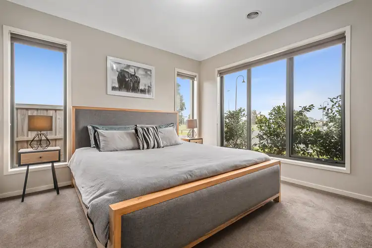Fifth view of Homely house listing, 2 Bateleur Crescent, Doreen VIC 3754