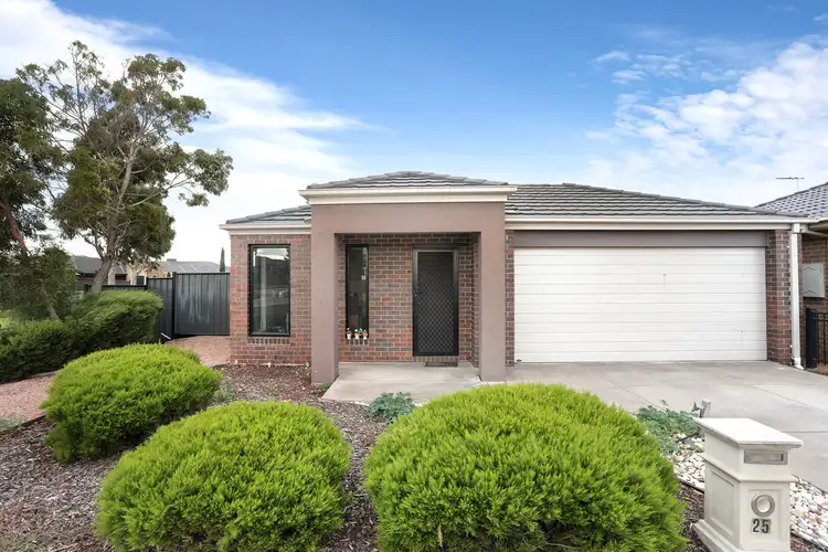 25 Wickford  Road, Tarneit VIC 3029