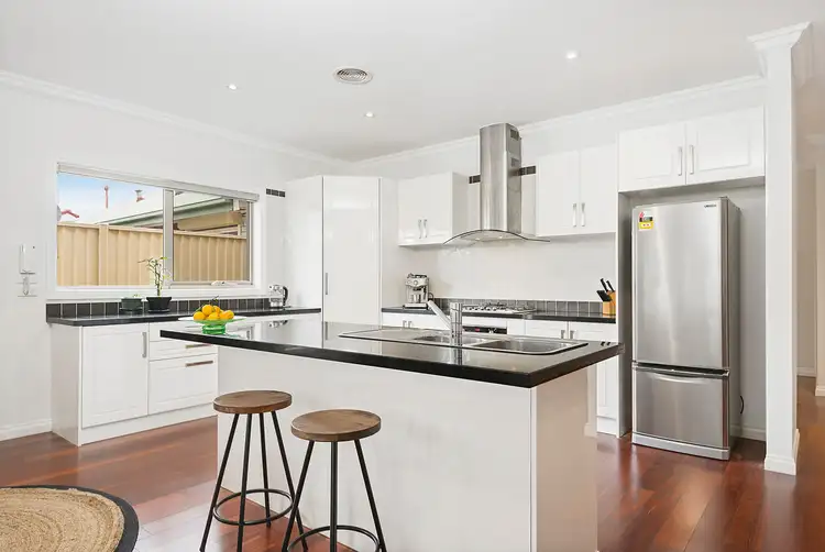 Fourth view of Homely townhouse listing, 122 Oriel Road, Bellfield VIC 3081