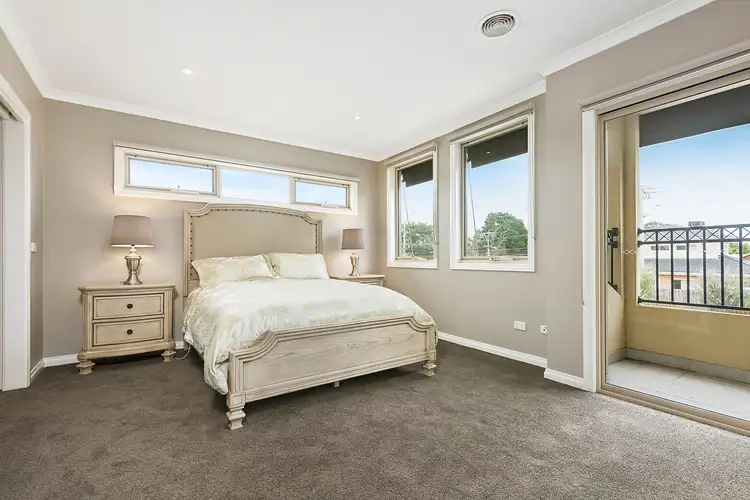 Sixth view of Homely townhouse listing, 122 Oriel Road, Bellfield VIC 3081