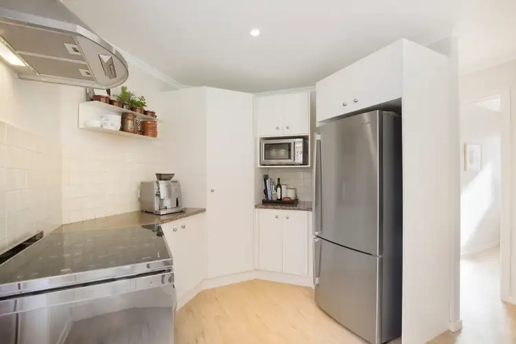 Fifth view of Homely house listing, 11 Yolanda Court, Kilsyth VIC 3137