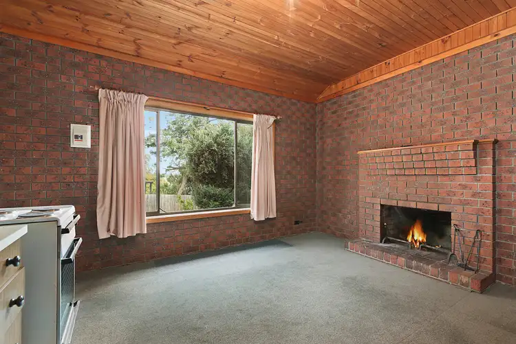 Fifth view of Homely house listing, 377 Banyule Road, Viewbank VIC 3084