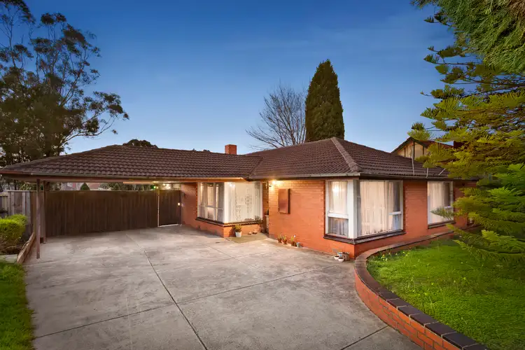 33 Ruby Street, Burwood East VIC 3151