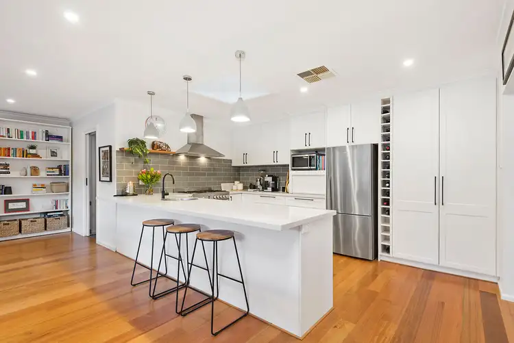 Fifth view of Homely house listing, 8 Lena Street, Viewbank VIC 3084
