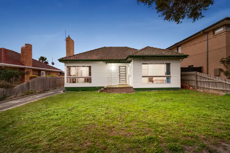 13 Neville Street, Bentleigh East VIC 3165