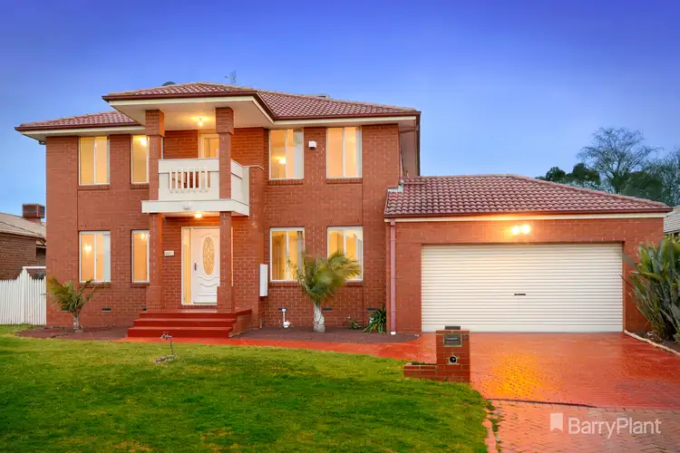 12 Muirfield Court, Rowville VIC 3178