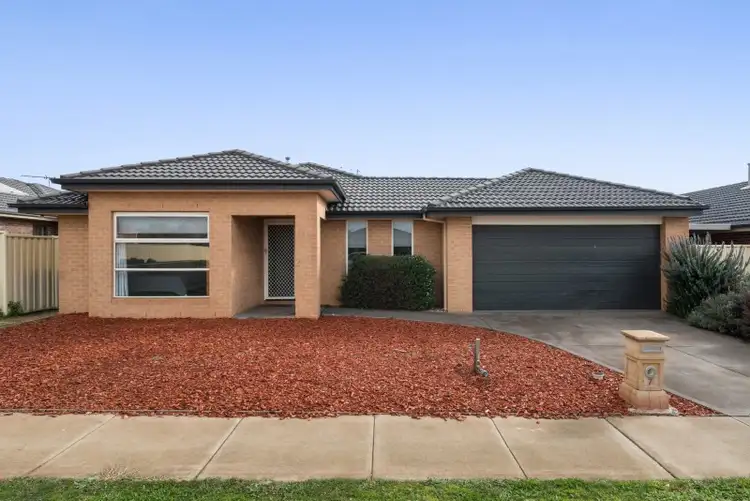 7 Mikada Boulevard, Kilmore VIC 3764