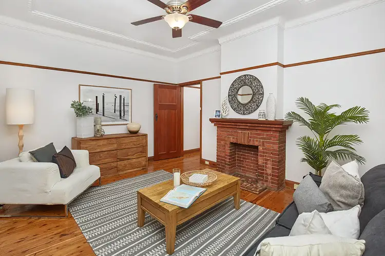 24a Warren  Road, Marrickville NSW 2204