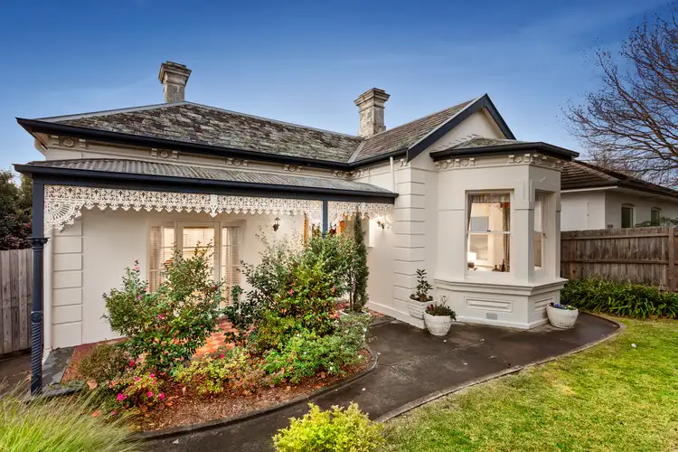 8 Cross Street, Canterbury VIC 3126