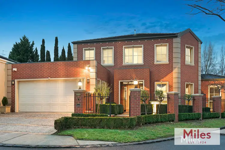 2 The Oaks, Ivanhoe East VIC 3079