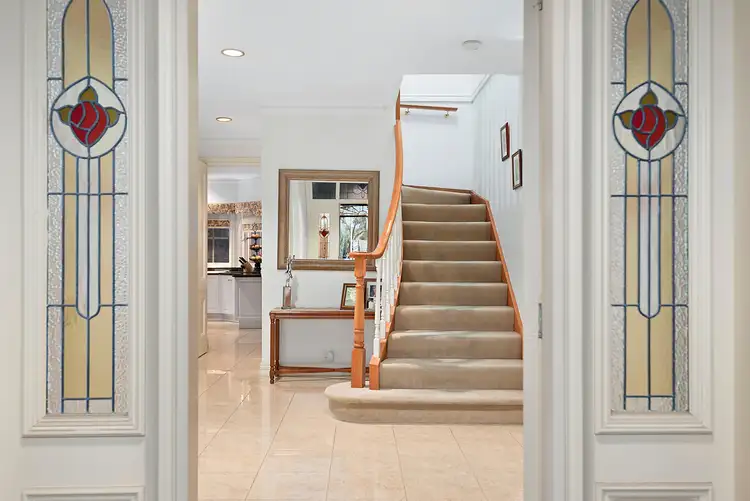 Fourth view of Homely house listing, 2 The Oaks, Ivanhoe East VIC 3079