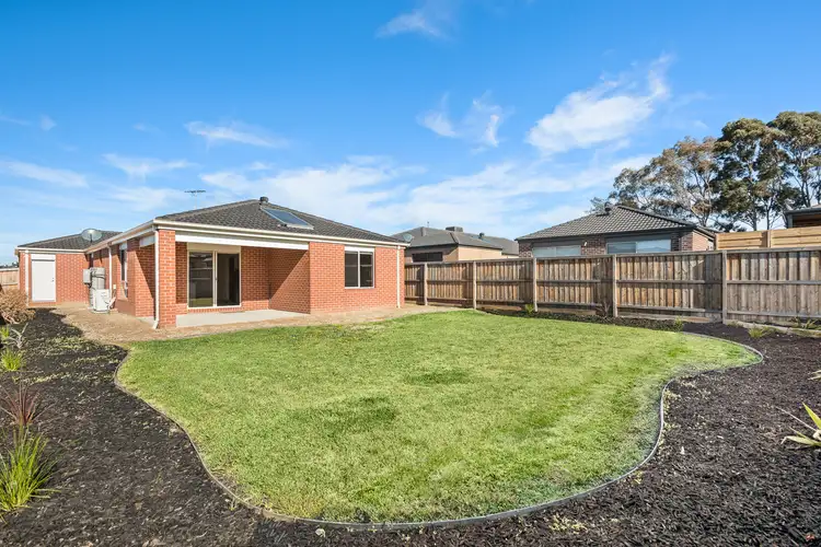 10 Freehold Street, Doreen VIC 3754