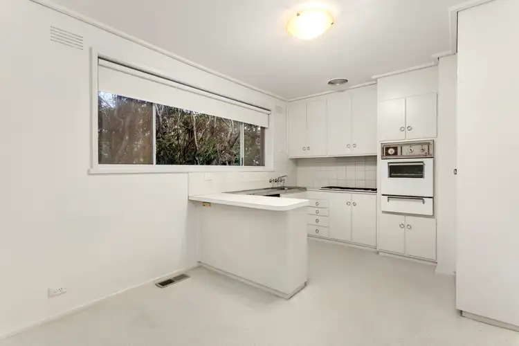Fourth view of Homely villa listing, 3/3 Corhampton Road, Balwyn North VIC 3104