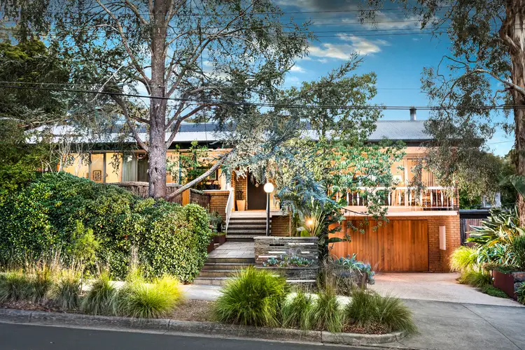 35 Naughton Grove, Blackburn VIC 3130