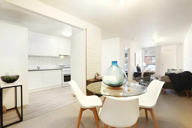 Main view of Homely apartment listing, 3/10 Maleela Grove, Rosanna VIC 3084
