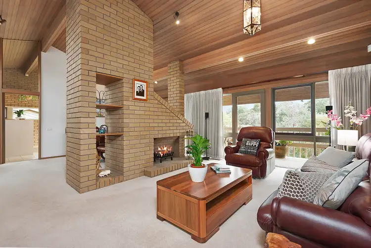 Second view of Homely house listing, 4 Kinlock Street, Macleod VIC 3085