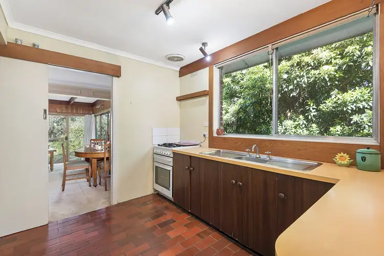 Fifth view of Homely house listing, 102 Beverley Road, Rosanna VIC 3084