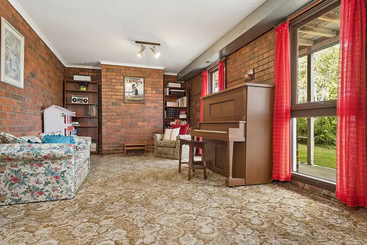 Fifth view of Homely house listing, 21 Fran Crescent, Viewbank VIC 3084