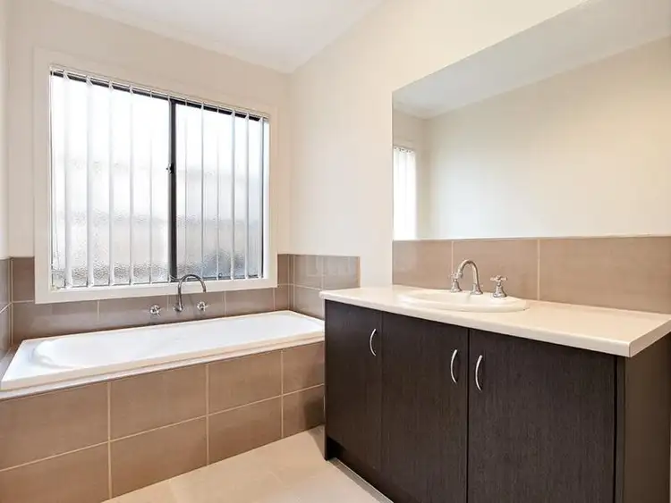 Fourth view of Homely house listing, 2 Waterloo Street, Doreen VIC 3754