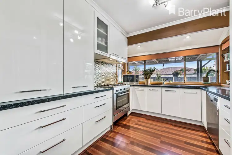 Fifth view of Homely house listing, 33 Bartlett Crescent, Hoppers Crossing VIC 3029