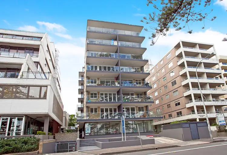 Third view of Homely apartment listing, 21/37 East Esplanade, Manly NSW 2095