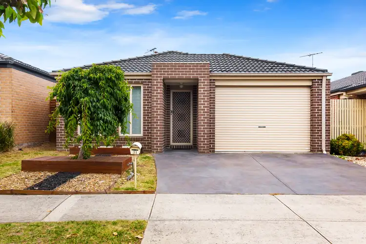31 Irving Road, Pakenham VIC 3810