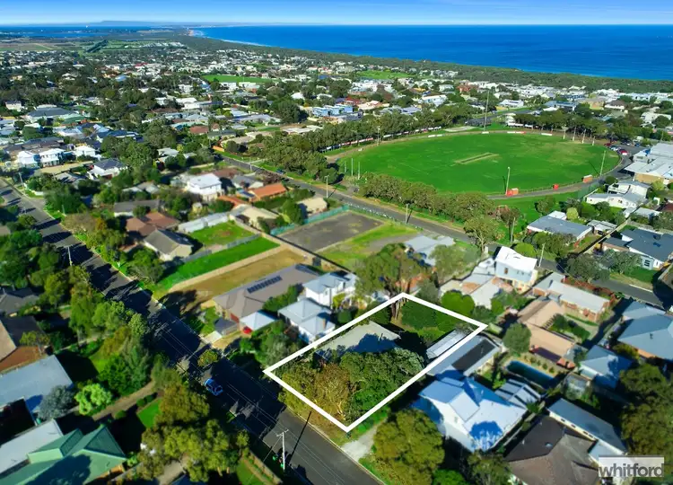124 Asbury Street East, Ocean Grove VIC 3226