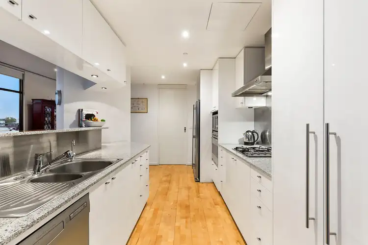 Fourth view of Homely apartment listing, 4/156 Bay Street, Port Melbourne VIC 3207