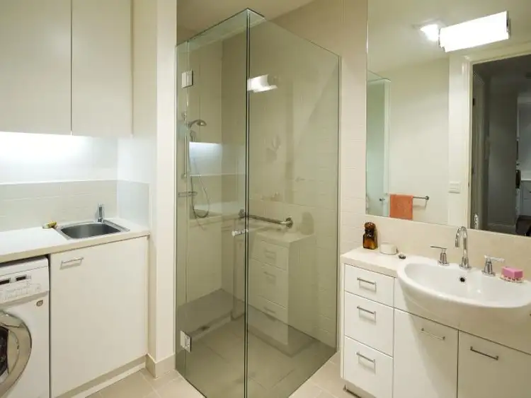 Sixth view of Homely apartment listing, 6/2-6 Malmsbury Street, Kew VIC 3101
