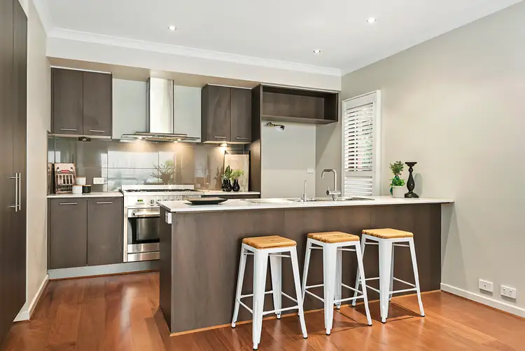 Fourth view of Homely townhouse listing, 137 Grandview Grove, Rosanna VIC 3084