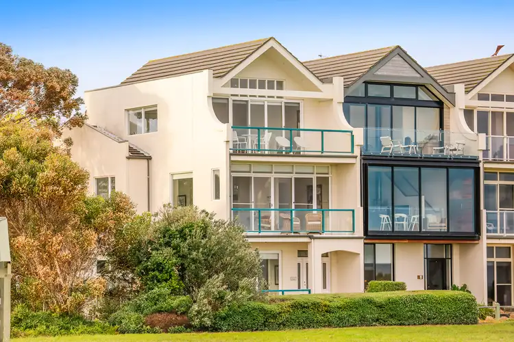 11 Hoffman Terrace, Williamstown VIC 3016