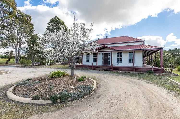 135 Boundary Creek Road, Longford VIC 3851