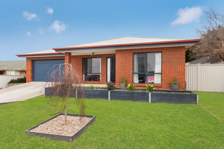 7 Golden Court, Wallan VIC 3756