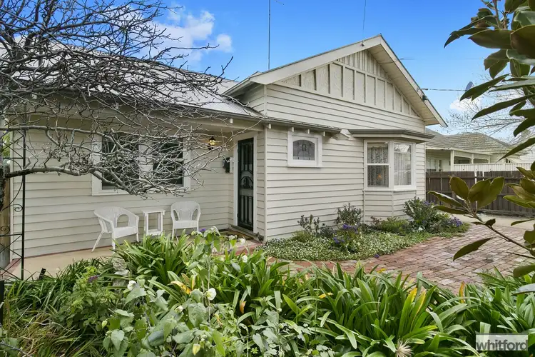 39 Bond Street, Newtown VIC 3220